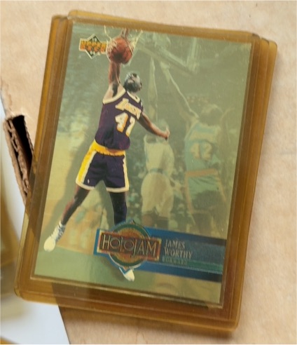 1993-94 Upper Deck Holojam #H13 James Worthy — front