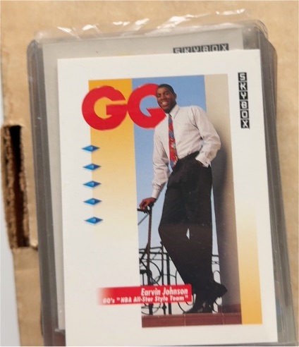 1991-92 SkyBox #323 Magic Johnson — front