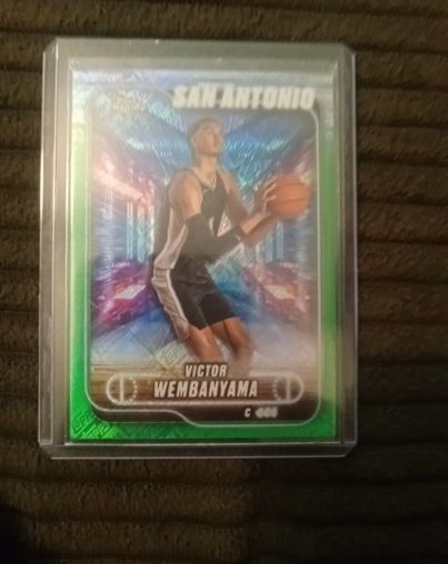 2024-25 Topps Chrome #193 Victor Wembanyama — front