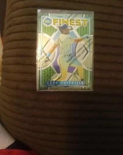1995 Topps Finest #119 Gary Sheffield — front