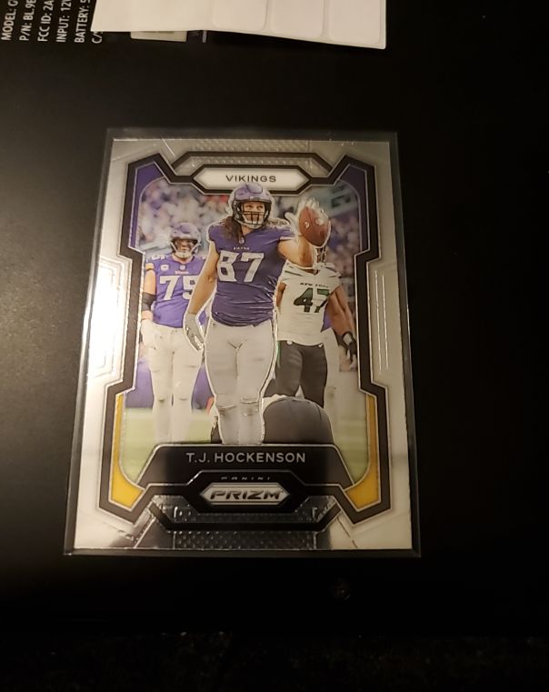 2023 Panini Prizm #87 T.J. Hockenson — front
