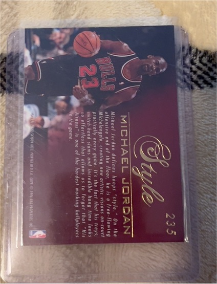 1995-96 Flair #235 Michael Jordan — front