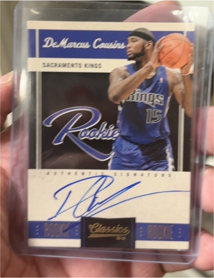 2010 Panini Classics #159 DeMarcus Cousins Rookie Signature — front