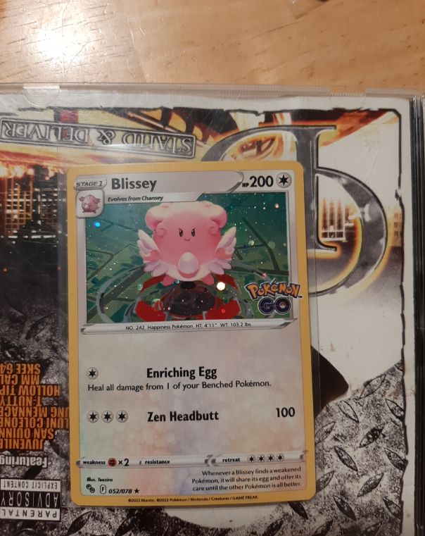 2022 Pokémon GO #052 Blissey — front