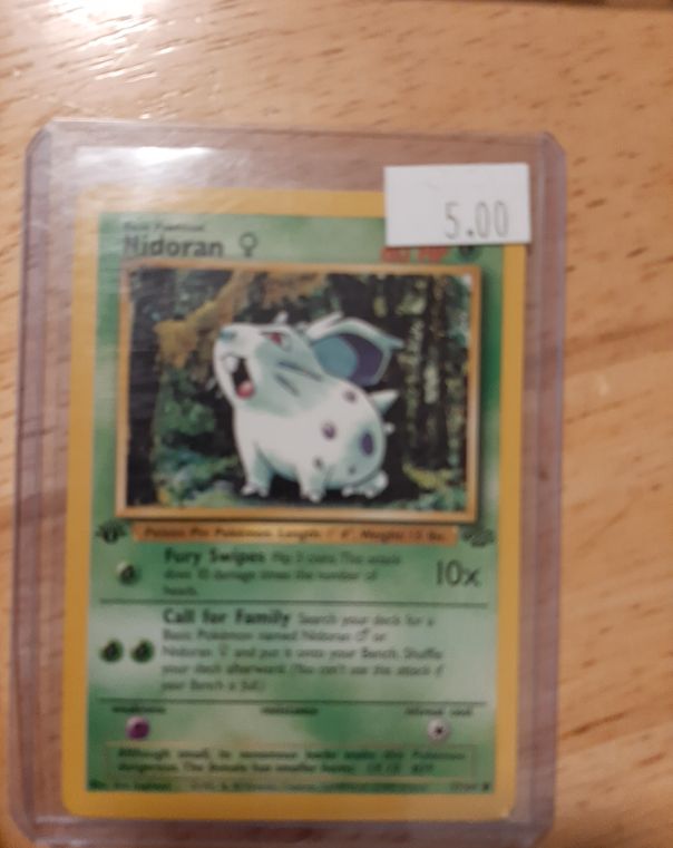 1999 Pokémon Jungle #57 Nidoran ♀ — front