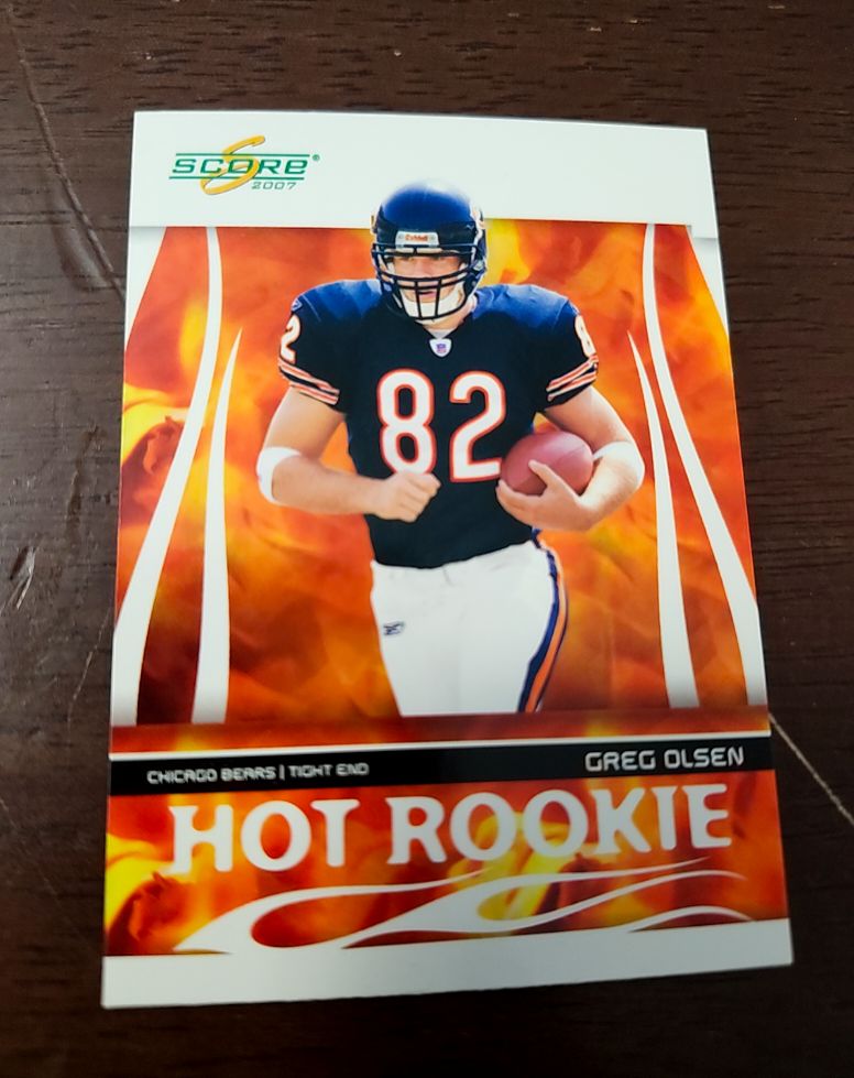 2007 Score Hot Rookie #HR-10 Greg Olsen — front