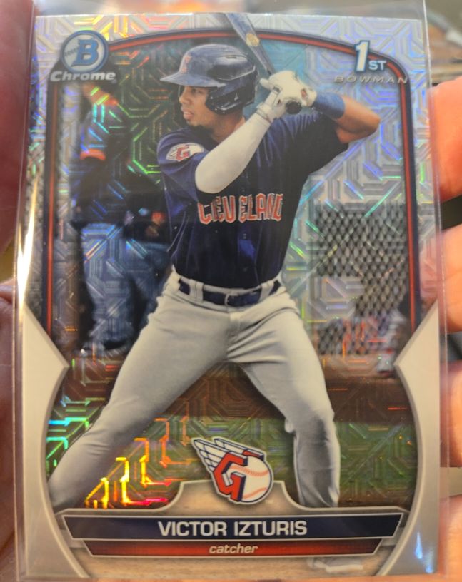 2023 Bowman Chrome #BCP-175 Victor Izturis — front