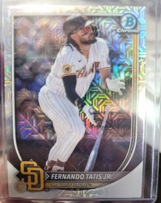2025 Bowman Chrome #23 Fernando Tatis Jr. — front