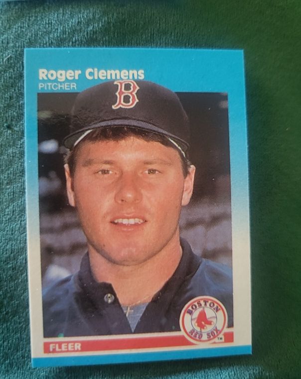 1987 Fleer Classic Miniatures #20 Roger Clemens — front