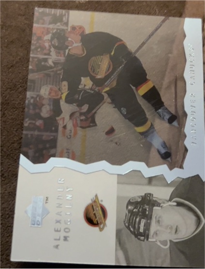 1996-97 Upper Deck Ice #104 Alexander Mogilny — front