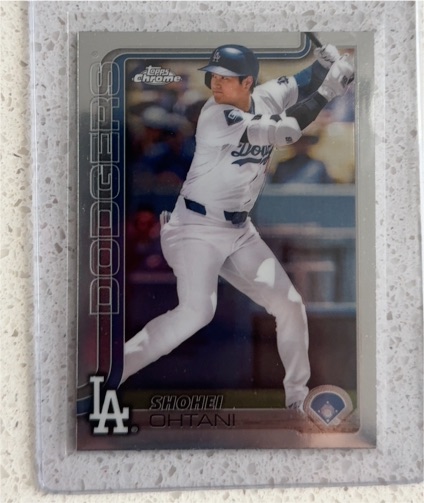2025 Topps Chrome #1 Shohei Ohtani — front