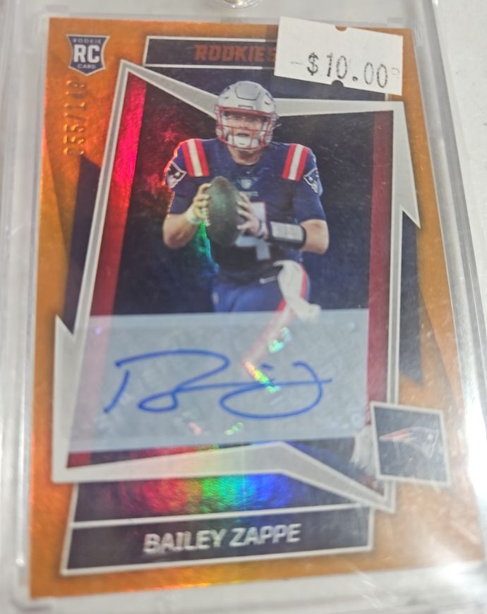 2022 Panini Rookies & Stars #81 Bailey Zappe Rookie Auto Orange /149 — front