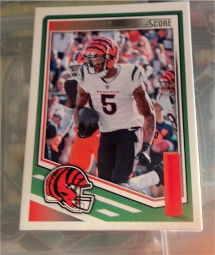 2025 Panini Score Football #161 Tee Higgins — front