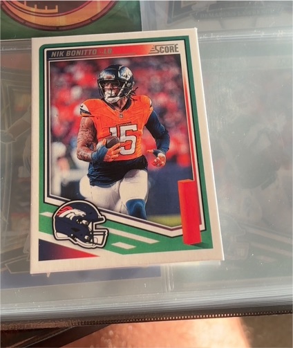 2025 Panini Score #18 Nik Bonitto — front