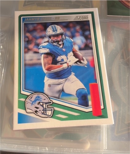2025 Panini Score #33 Jahmyr Gibbs — front