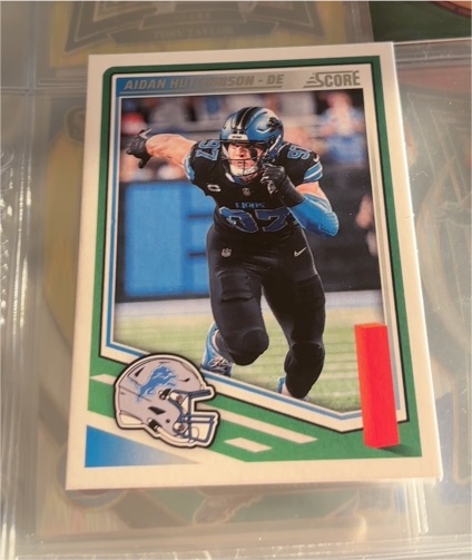 2025 Panini Score #41 Aidan Hutchinson — front