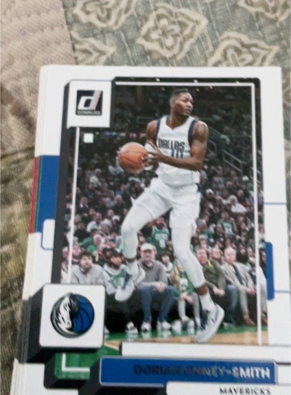 2022-23 Donruss #147 Dorian Finney-Smith — front