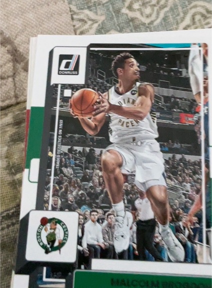 2022-23 Panini Donruss #189 Malcolm Brogdon — front