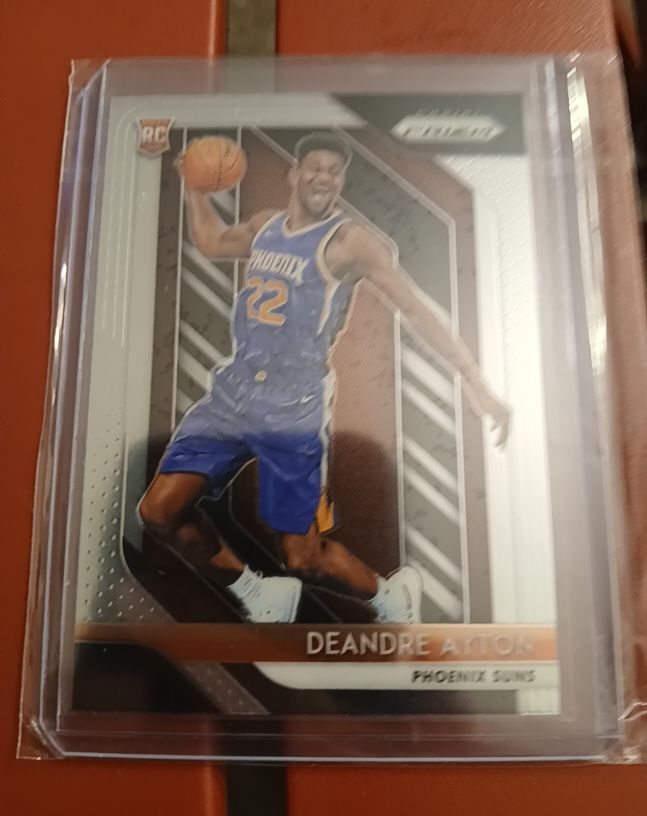 2018-19 Panini Prizm #279 Deandre Ayton Rookie Card — front