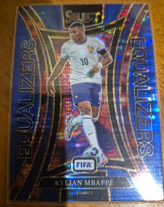 2024-25 Panini Select FIFA #4 Kylian Mbappé Equalizers Silver Prizm — front