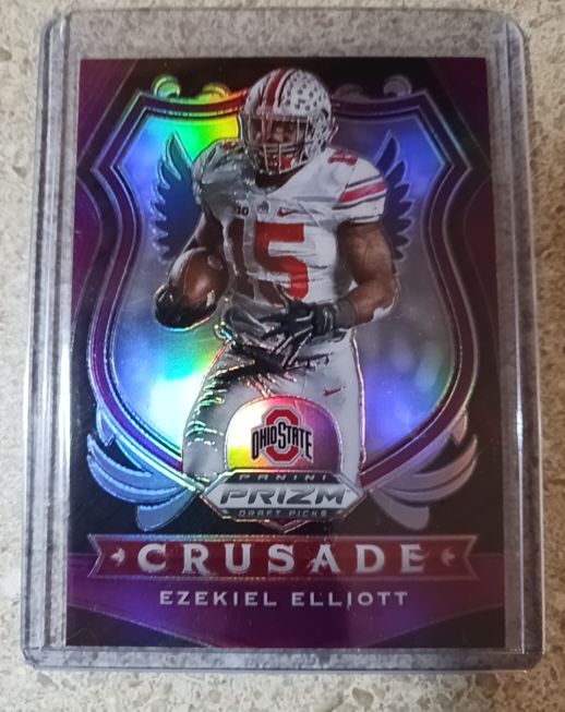2020 Panini Prizm Draft Picks #50 Ezekiel Elliott Crusade — front