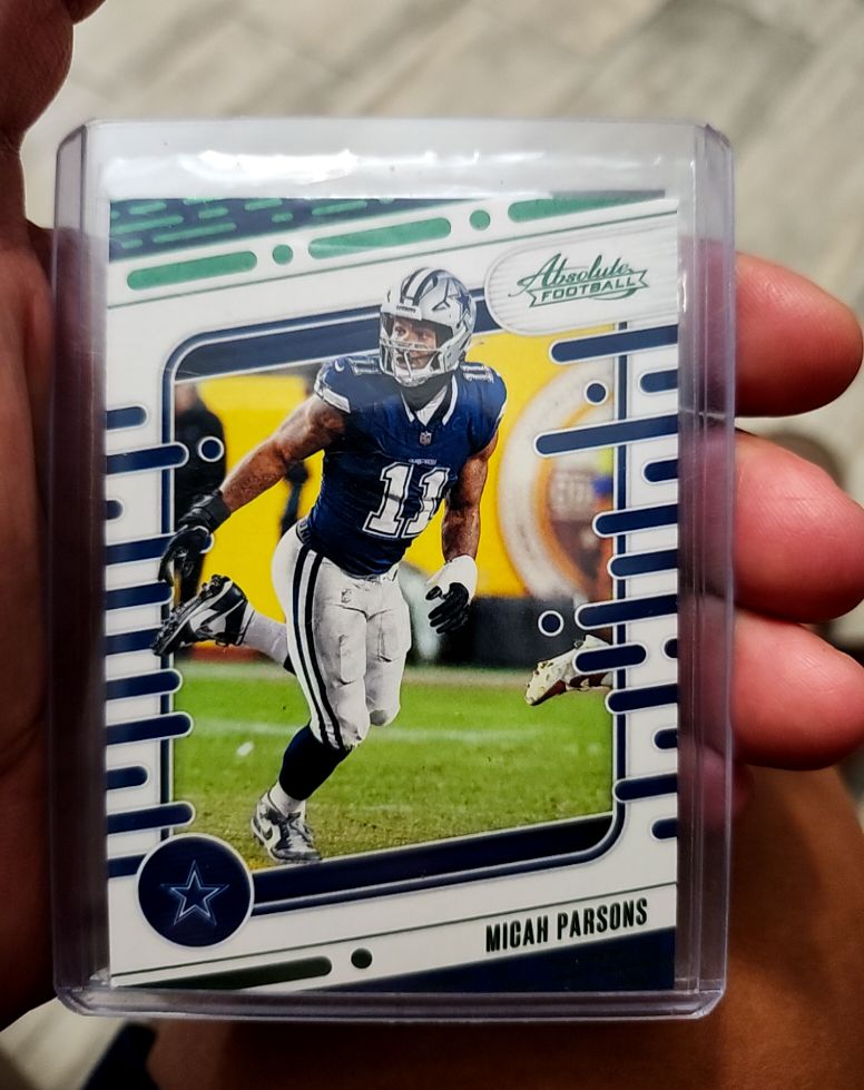 2024 Panini Absolute Football #28 Micah Parsons — front