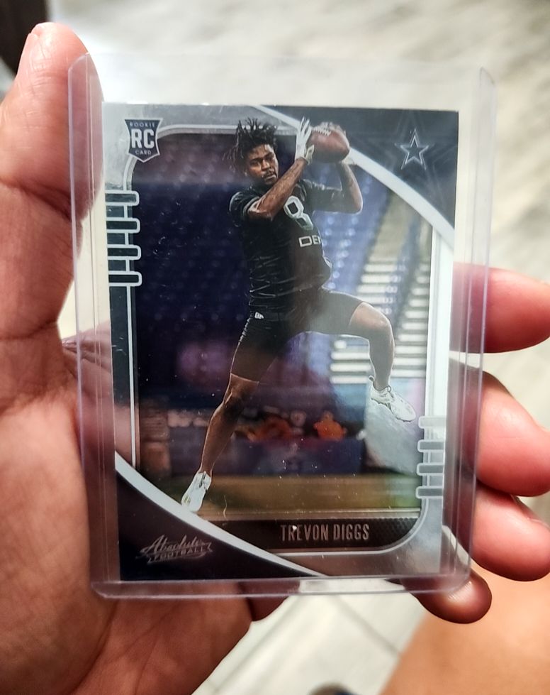 2020 Panini Absolute #193 Trevon Diggs Rookie Card — front