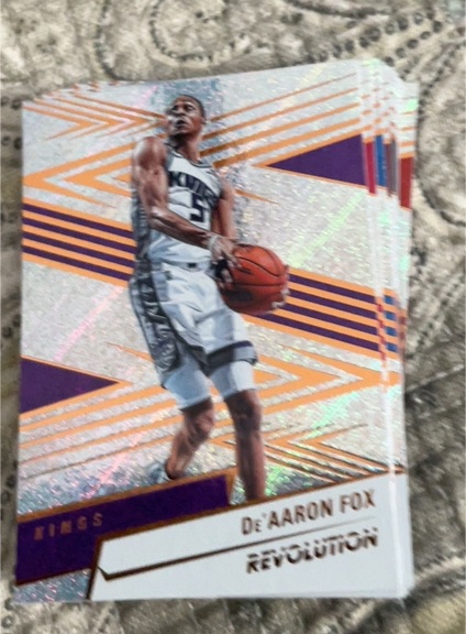 2024-25 Panini Revolution #19 De'Aaron Fox — front