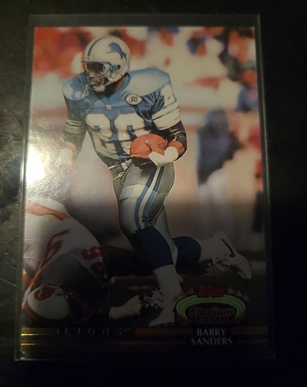 1992 Topps Stadium Club #38 Barry Sanders — front