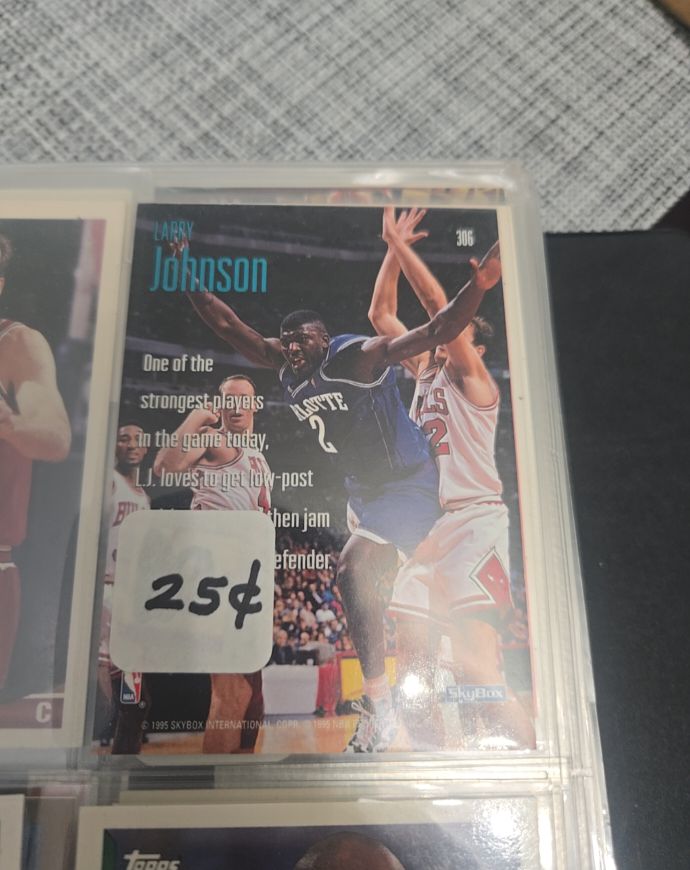 1995 SkyBox #306 Larry Johnson — front