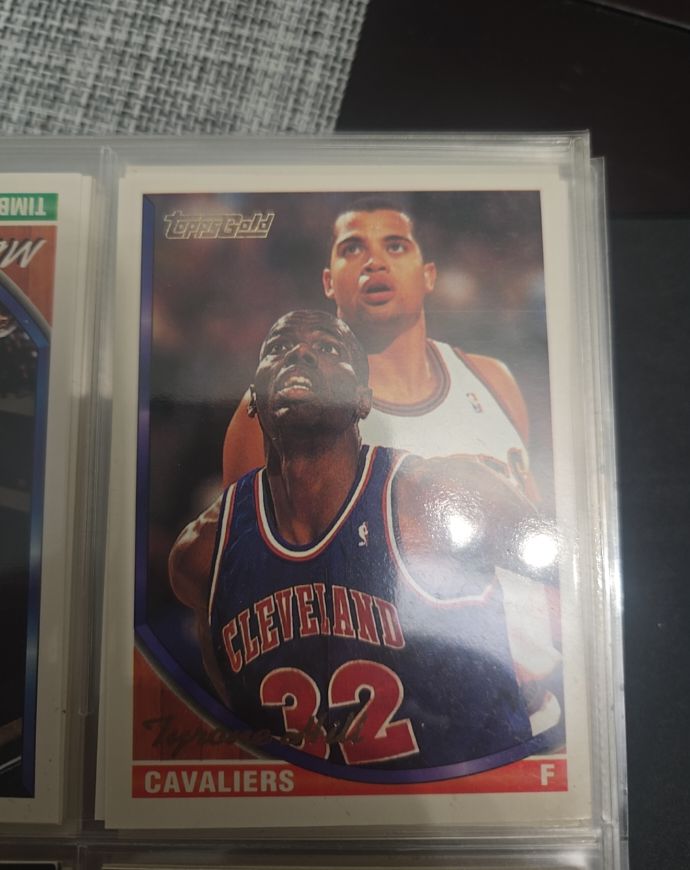 1994 Topps Gold #275 Tyrone Hill — front