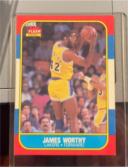 1986-87 Fleer #131 James Worthy — front