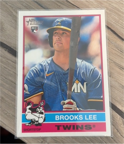 2025 Topps Heritage #63 Brooks Lee — front