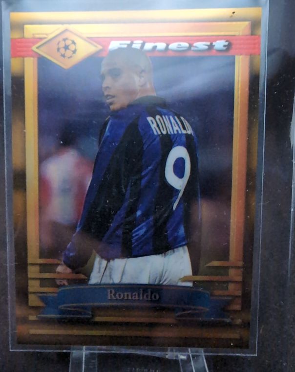 1994 Topps Finest #52 Ronaldo — front