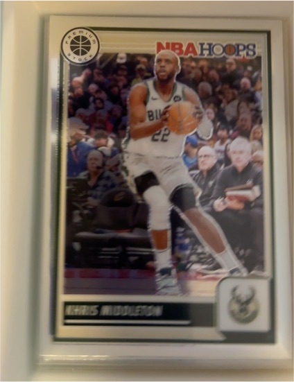 2023-24 Panini Hoops Premium Stock #73 Khris Middleton — front