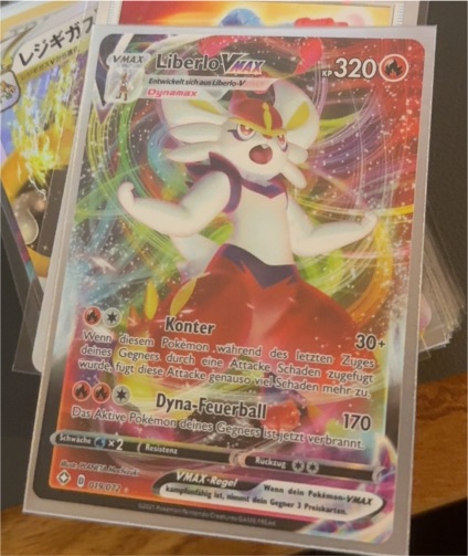 2021 Pokémon Shining Fates #019 Cinderace VMAX — front