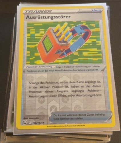 2021 Pokémon SWSH05: Battle Styles #136/163 Tool Jammer — front