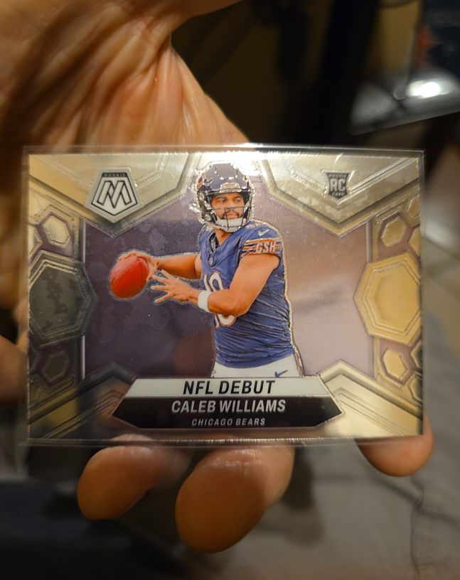 2024 Panini Mosaic NFL Debut #289 Caleb Williams — front