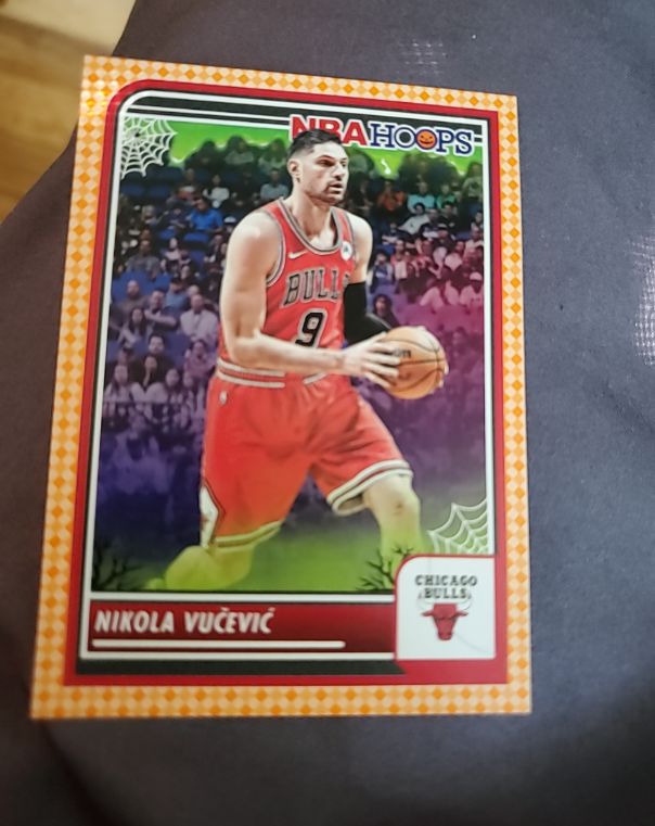 2023-24 Panini NBA Haunted Hoops #16 Nikola Vucevic — front