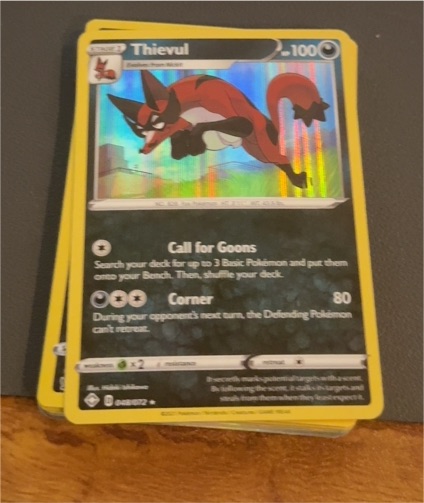2021 Pokémon Shining Fates #048 Thievul — front