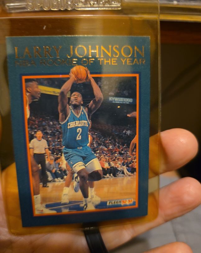 1992-93 Fleer #6 Larry Johnson NBA Rookie of the Year — front