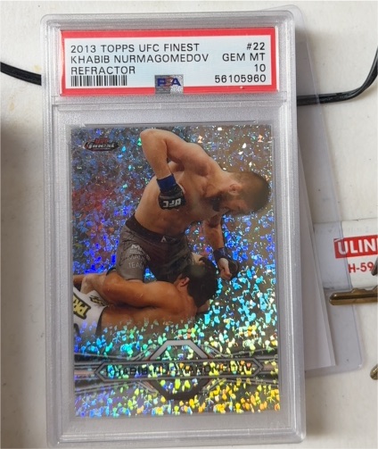 2013 Topps UFC Finest #22 Khabib Nurmagomedov Refractor — front