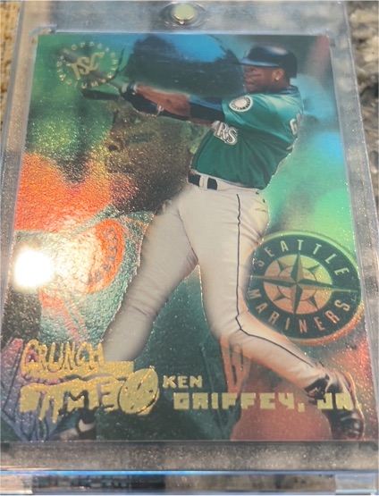 1995 Topps Stadium Club Crunch Time #9 Ken Griffey Jr — front