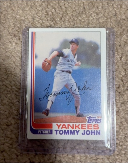1982 Topps #75 Tommy John — front
