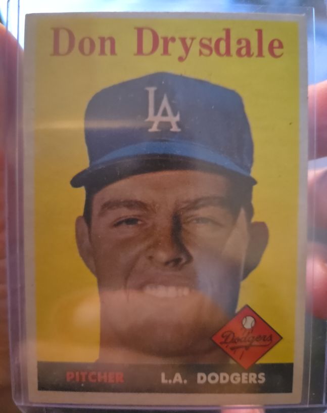 1958 Topps #25 Don Drysdale — front