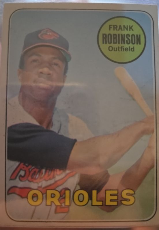 1969 Topps #250 Frank Robinson Orioles — front