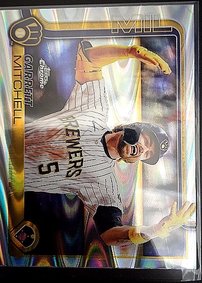 2025 Topps Chrome #28 Garrett Mitchell — front