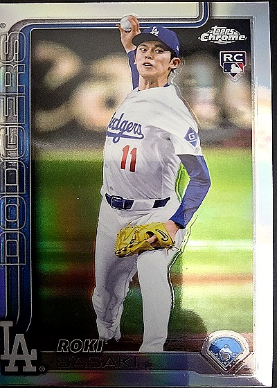 2025 Topps Chrome #217 Roki Sasaki — front