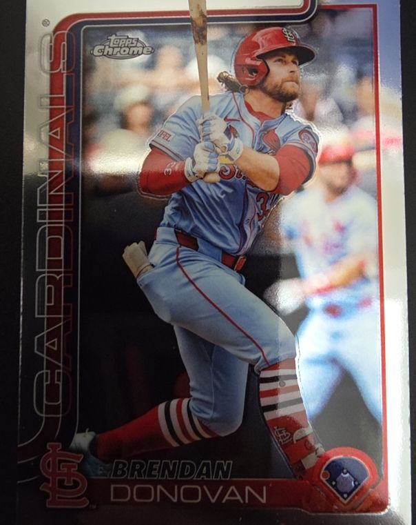 2025 Topps Chrome #233 Brendan Donovan — front