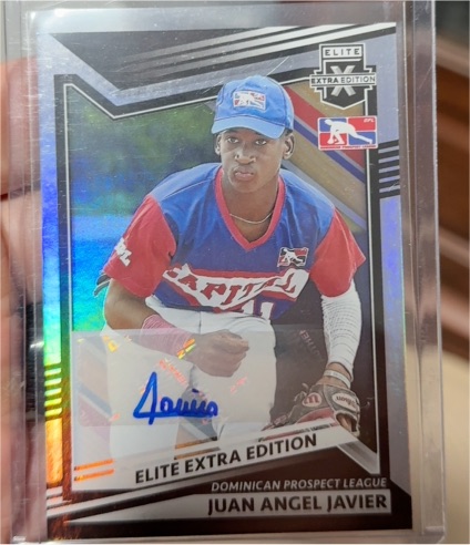 2022 Panini Elite Extra Edition #184 Juan Angel Javier — front